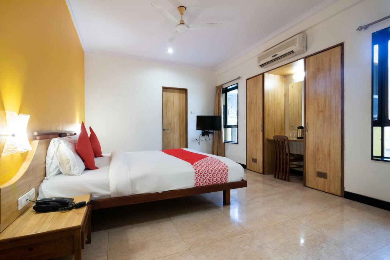 Oyo 44695 Hotel Mango Sawantwadi Экстерьер фото