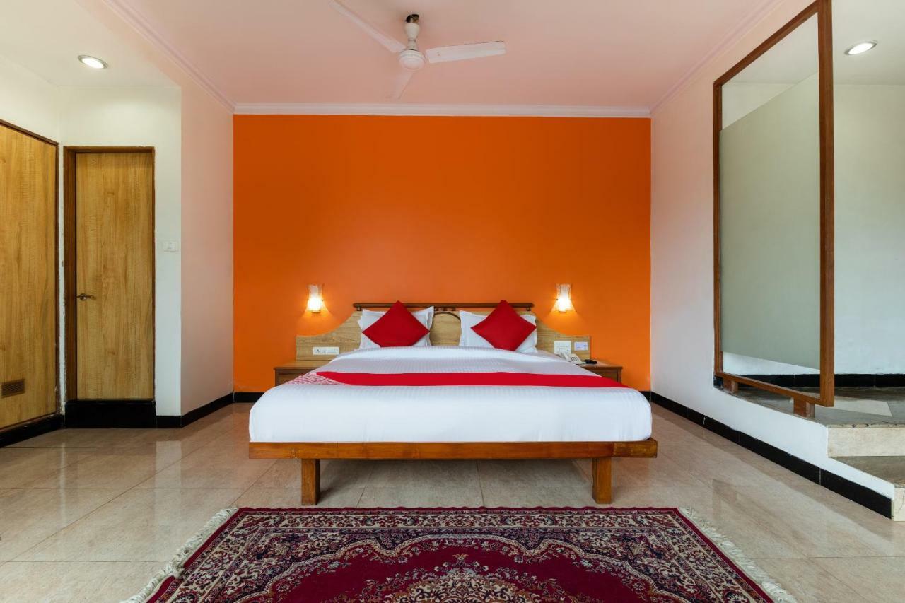 Oyo 44695 Hotel Mango Sawantwadi Экстерьер фото