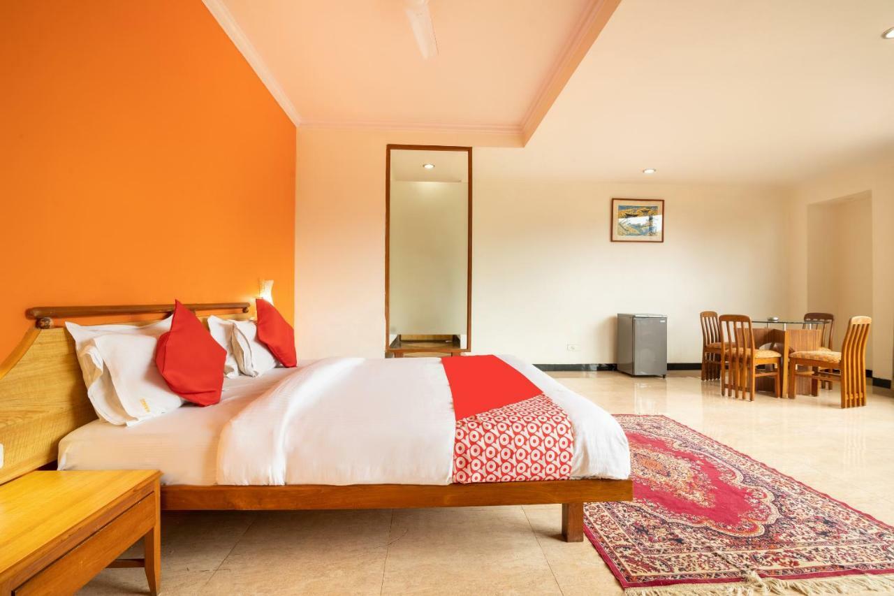 Oyo 44695 Hotel Mango Sawantwadi Экстерьер фото